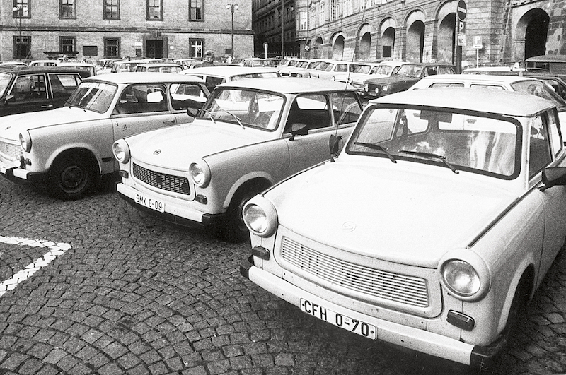 Praha byla v září a říjnu 1989 plná trabantů a wartburgů.